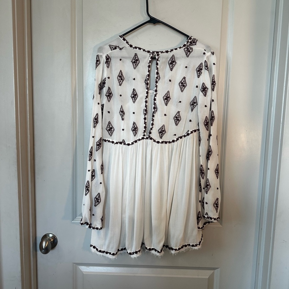 Free People Embroidered Diamond Key Hole Burgundy Cream Raw Hem Tunic Top,Small - Picture 13 of 14